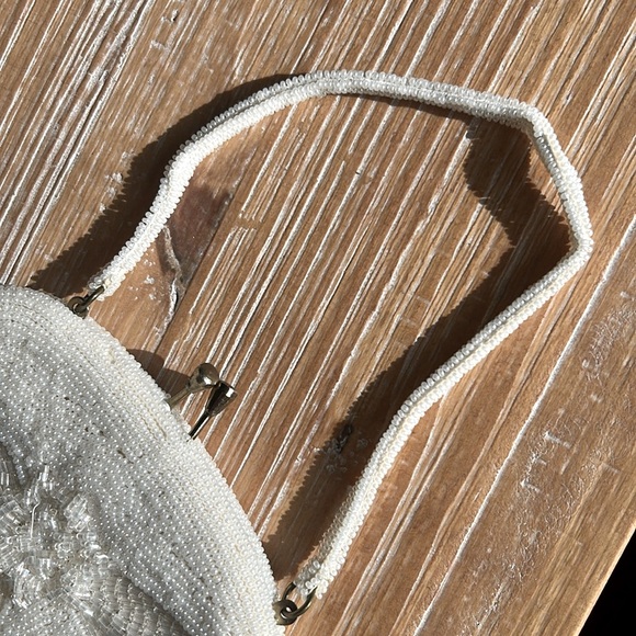 Vintage Beaded, Kiss Lock, Hand Bag / Purse - Picture 11 of 13